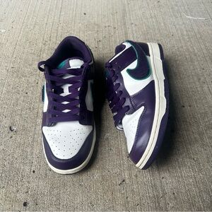 Nike Dunk Low Chenille Swoosh‎ Grand Purple men’s 9